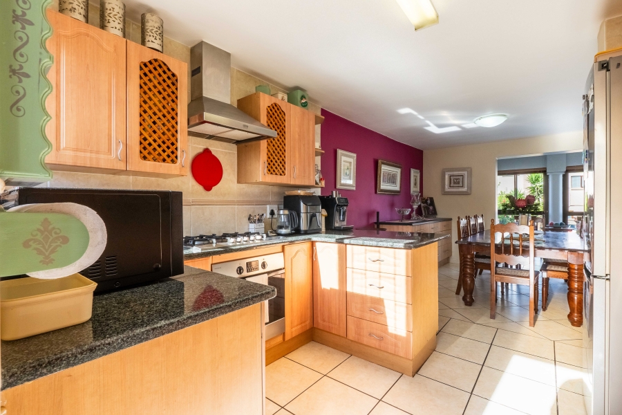 3 Bedroom Property for Sale in Island View Western Cape